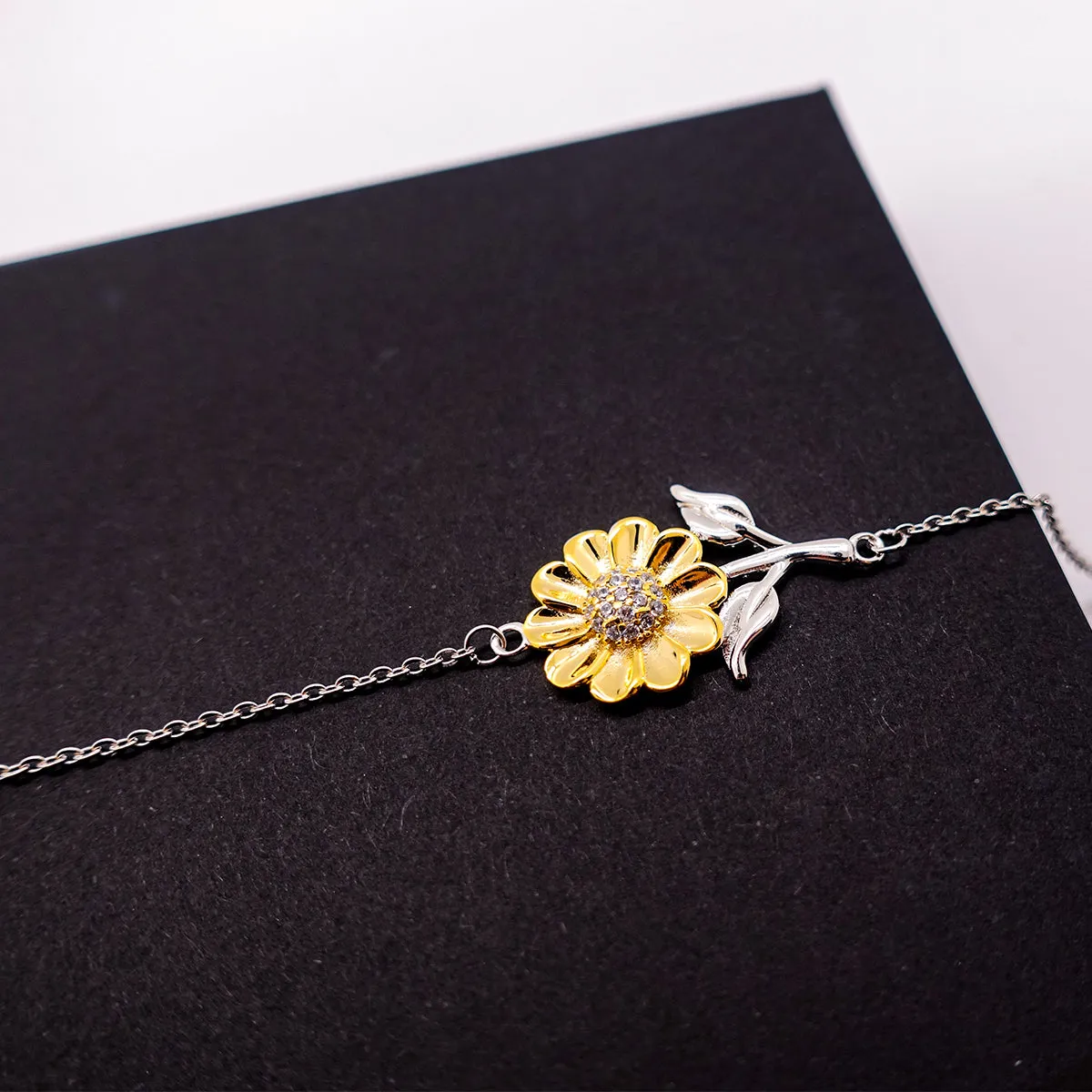 Accountant Dad Gifts, The best kind of DAD, Father's Day Appreciation Birthday Sunflower Bracelet for Accountant, Dad, Father from Son Daughter