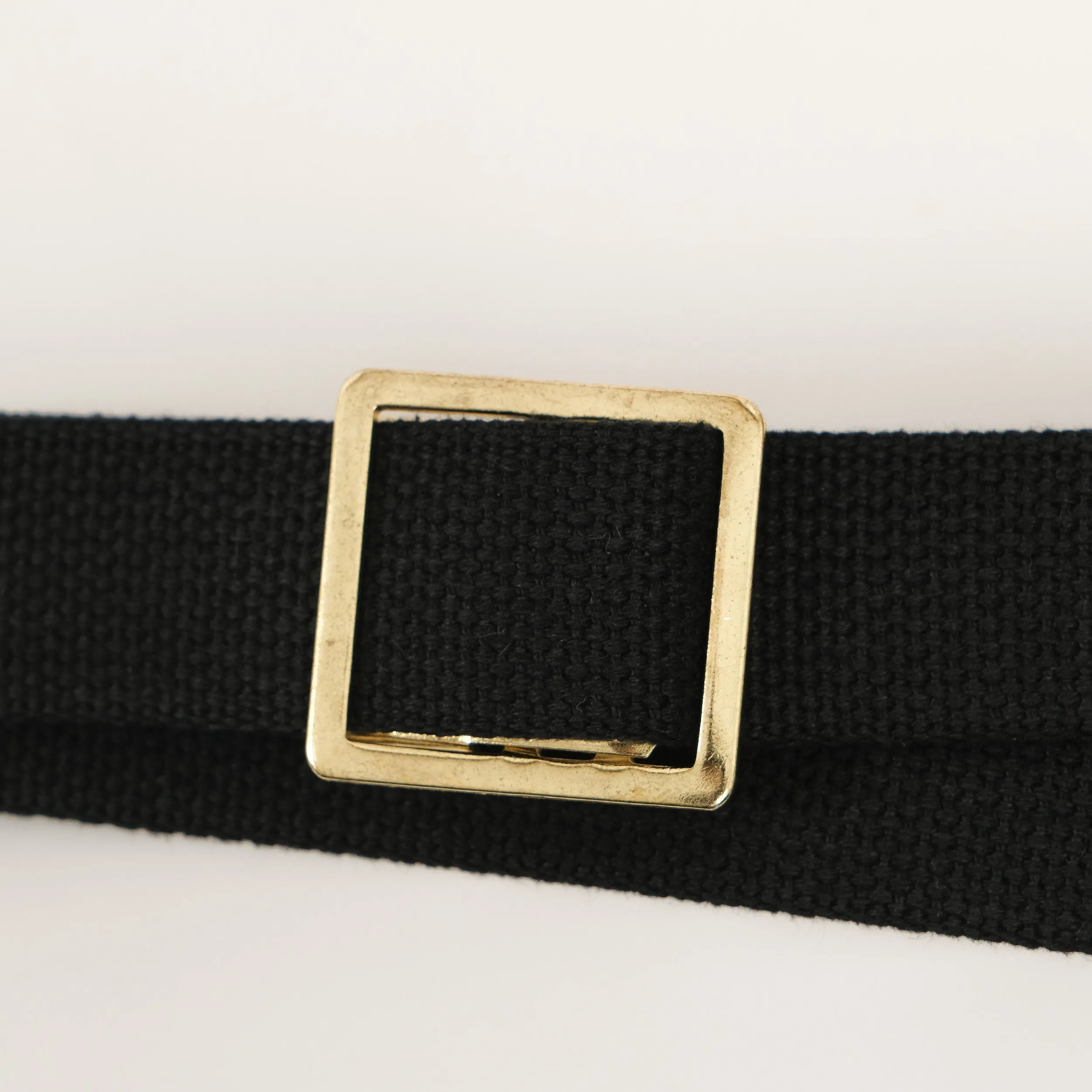 CLASSIC BELT - BLACK / GOLD BUCKLE