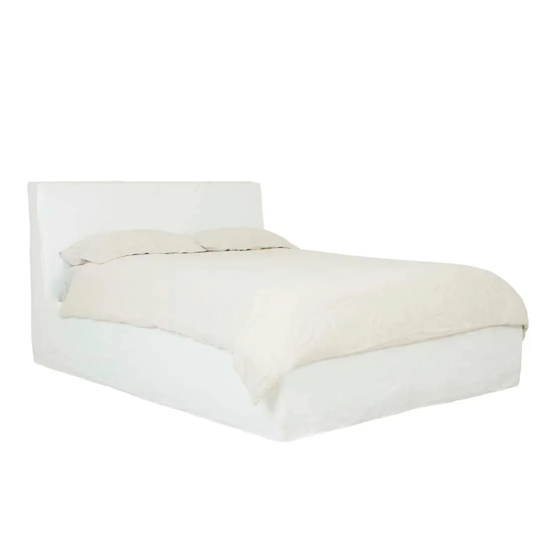 GlobeWest | Vittoria Slope Bed | Milk