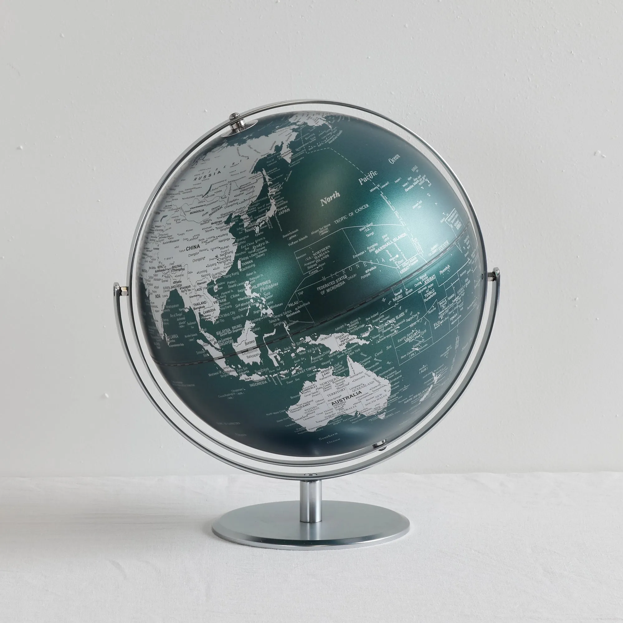 Terra Globe - Green/Silver