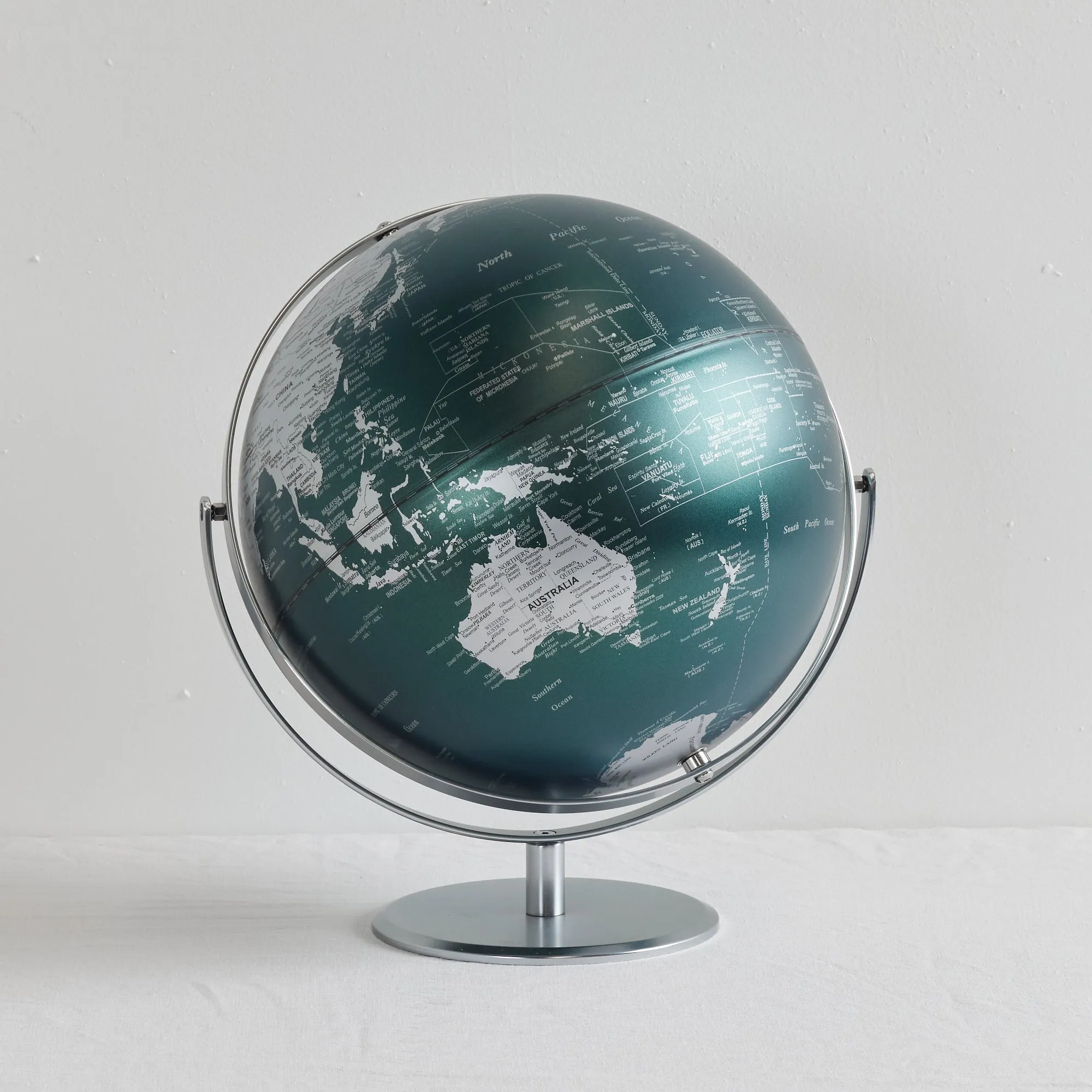 Terra Globe - Green/Silver